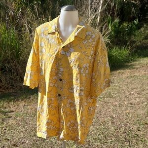 Hilo Hattie Yellow Floral Casual Shirt